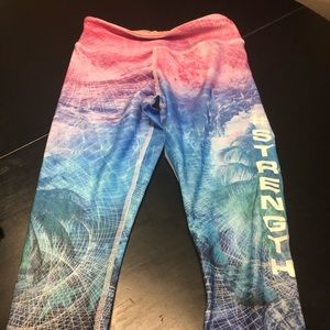 NWT Strength workout leggings